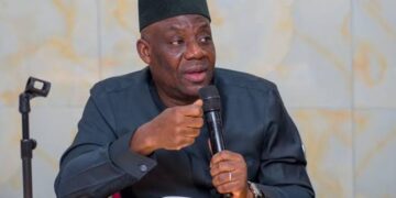 Lecturers want professors’ pensions funded like judges, military
