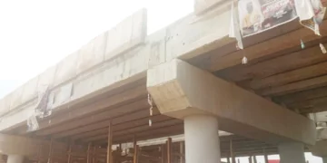 Bridge railing collapses in Ogun, injures roadside trader